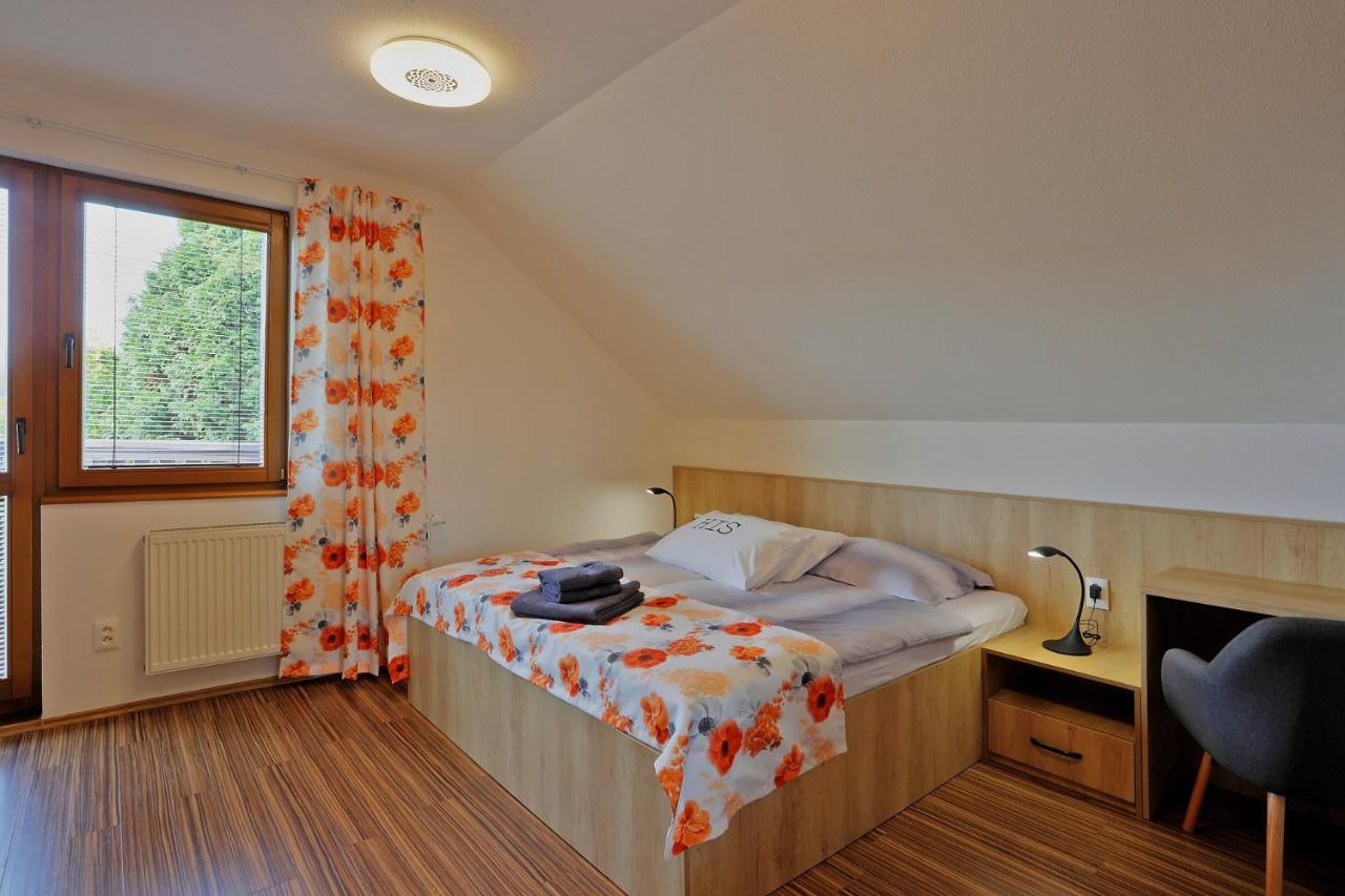 Eltako Penzion Karlovy Vary Extérieur photo