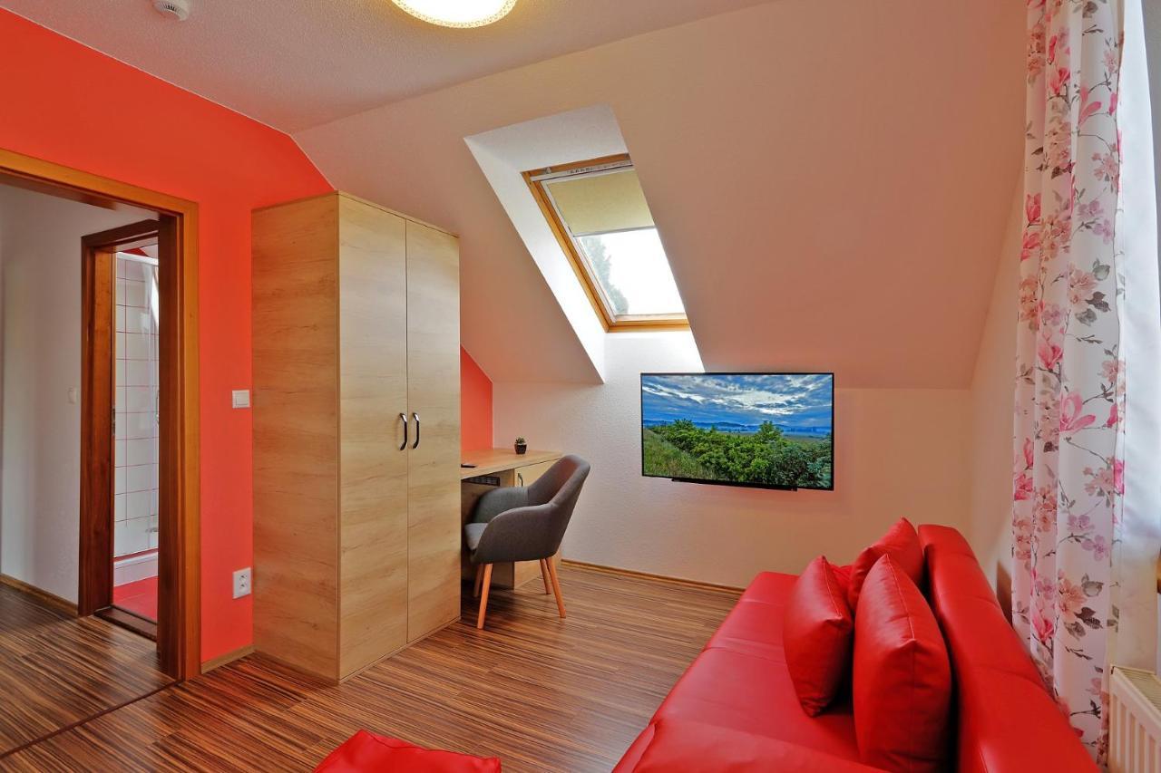 Eltako Penzion Karlovy Vary Extérieur photo